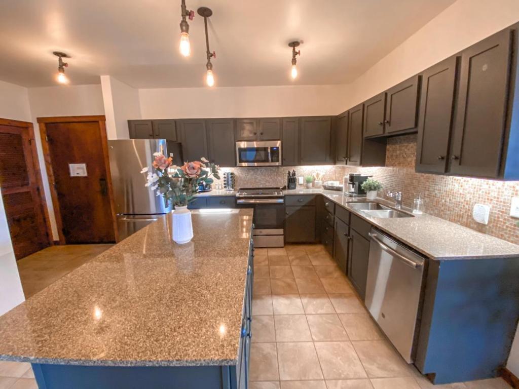 Remodeled Ski In-Out - 305 Soaring Eagle - Luxury! Dunmore Exterior foto